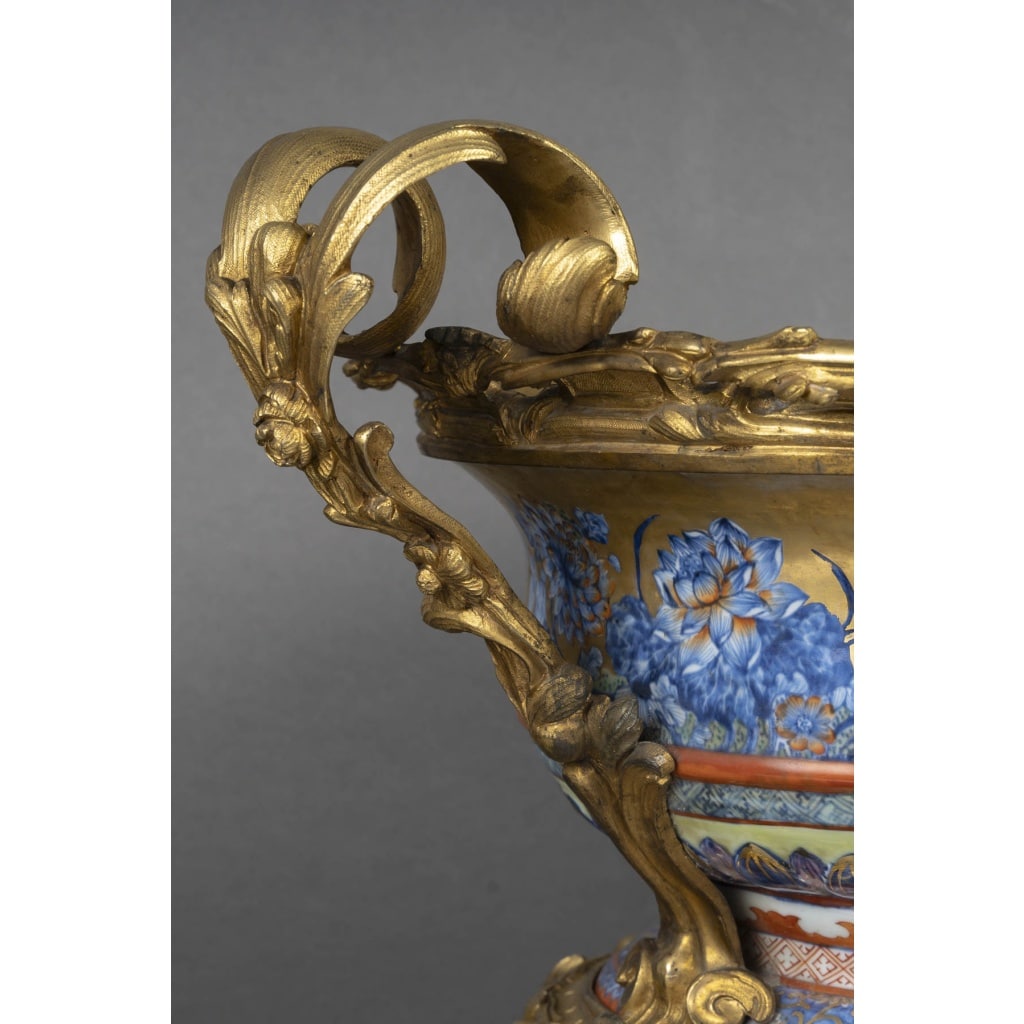 Grande coupe à motifs asiatiques 10