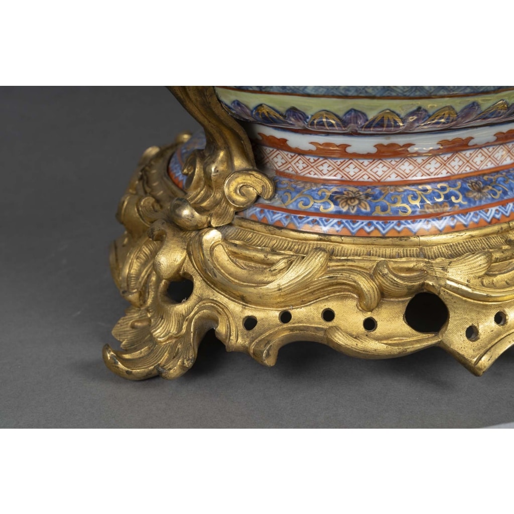 Grande coupe à motifs asiatiques 3