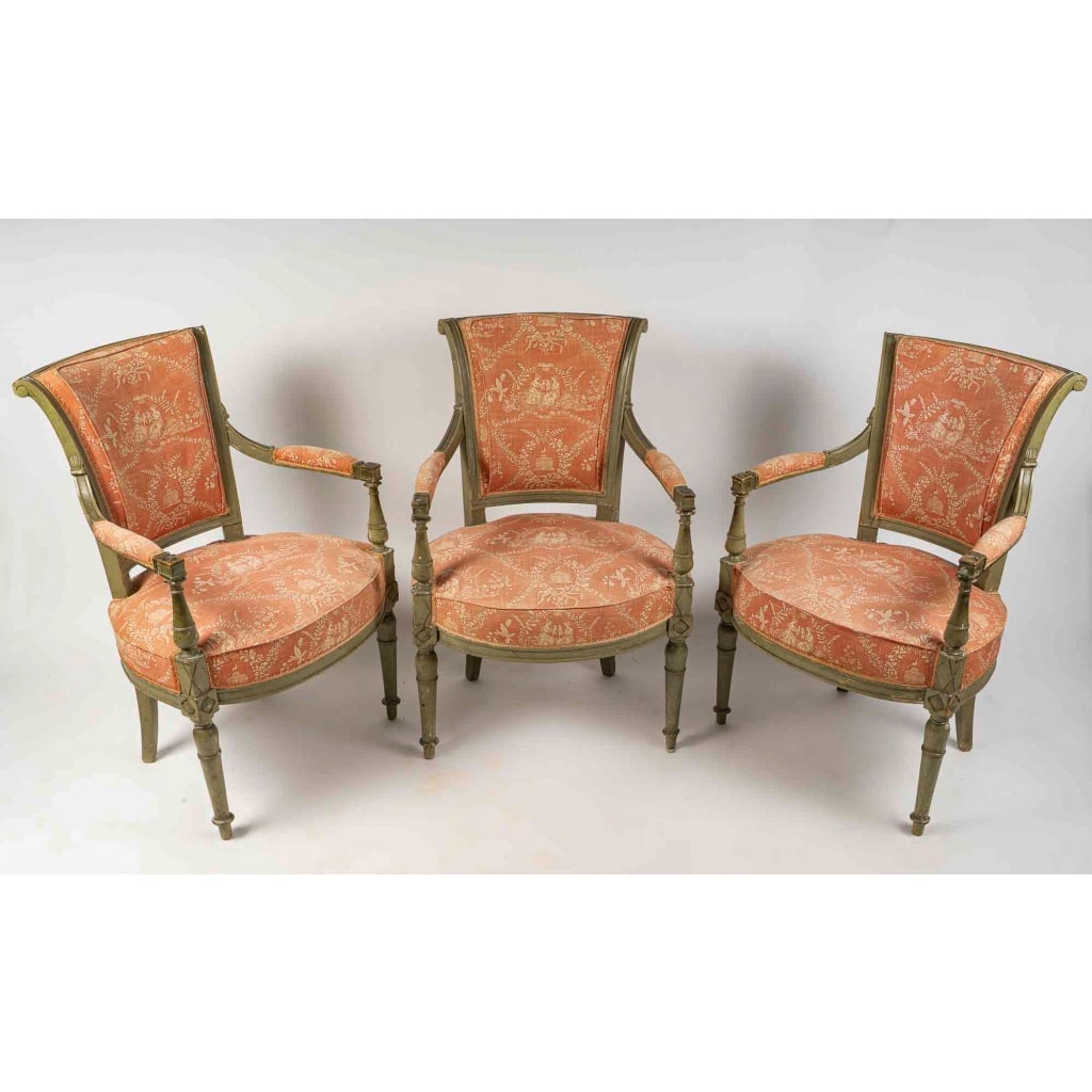 Série de trois fauteuils en hêtre laqué vert d’époque Directoire (1795-1799) 5 Série de trois fauteuils en hêtre laqué vert d’époque Directoire (1795-1799) 5