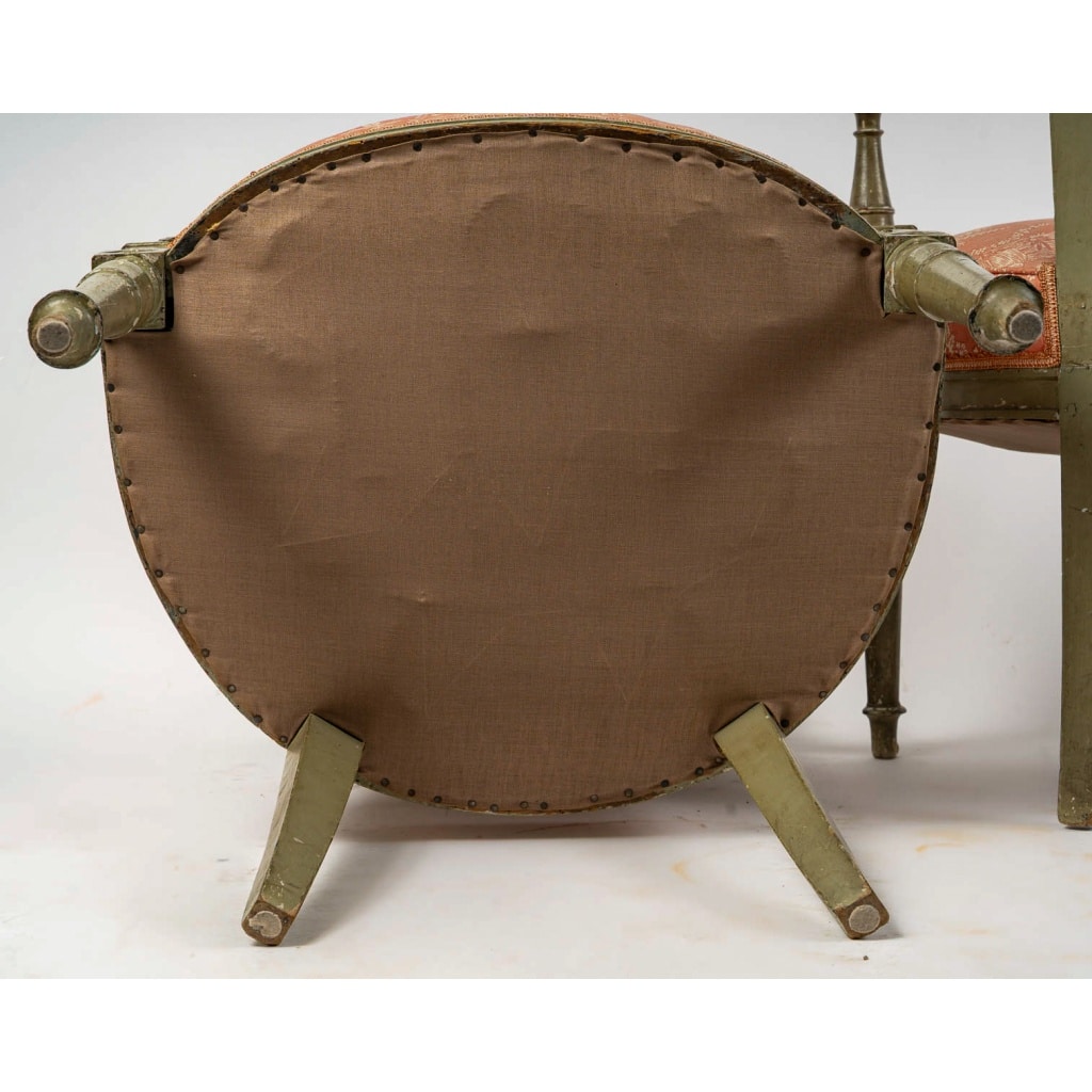 Série de trois fauteuils en hêtre laqué vert d’époque Directoire (1795-1799) 11 Série de trois fauteuils en hêtre laqué vert d’époque Directoire (1795-1799) 11