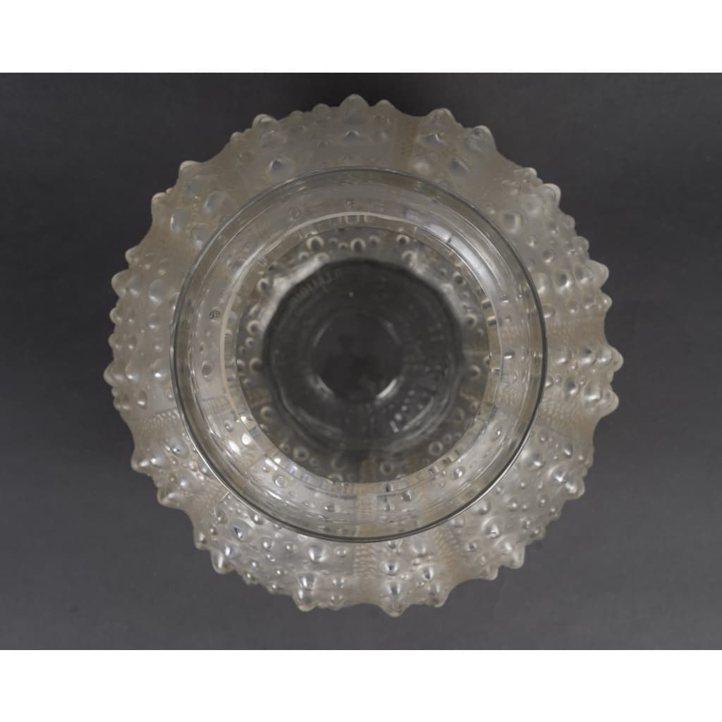LALIQUE René – Vase « Oursins » 1935 8 LALIQUE René – Vase « Oursins » 1935 8