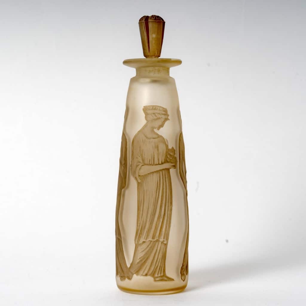 Flacon « Ambre Antique » verre blanc patiné sépia de René LALIQUE pour Coty 10 Flacon « Ambre Antique » verre blanc patiné sépia de René LALIQUE pour Coty 10