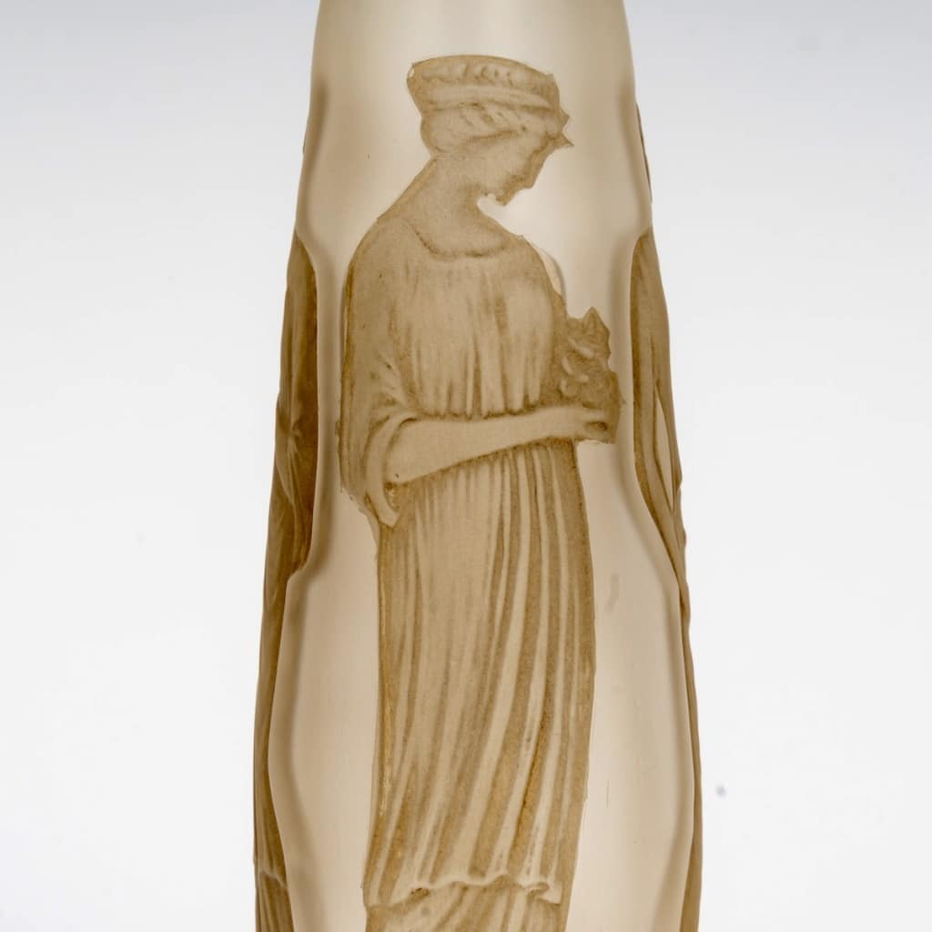 Flacon « Ambre Antique » verre blanc patiné sépia de René LALIQUE pour Coty 12 Flacon « Ambre Antique » verre blanc patiné sépia de René LALIQUE pour Coty 12