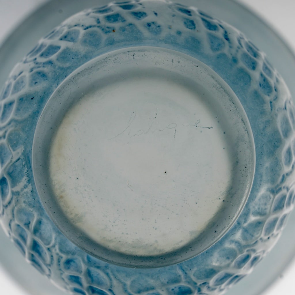 Vase « Méduse » verre blanc patiné bleu de René LALIQUE 6