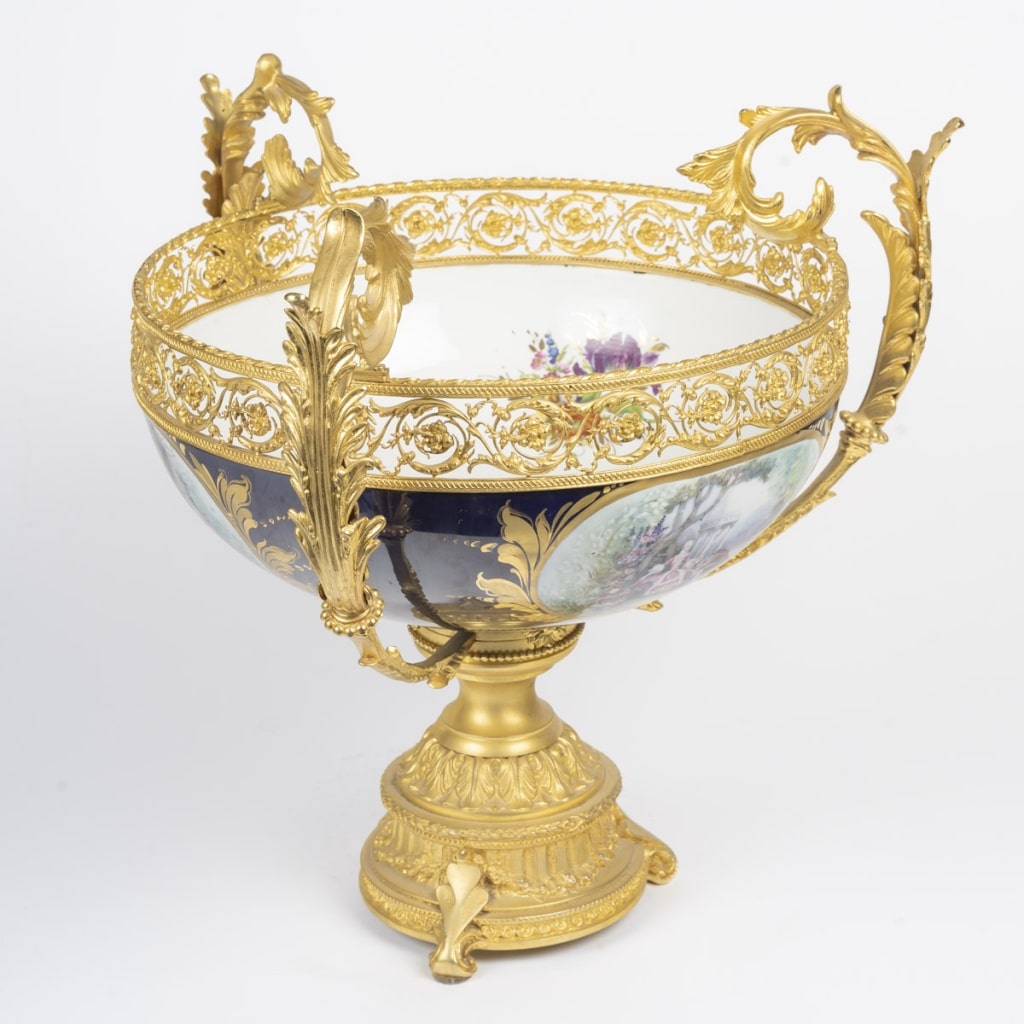 Coupe en porcelaine et bronze doré 7 Coupe en porcelaine et bronze doré 7