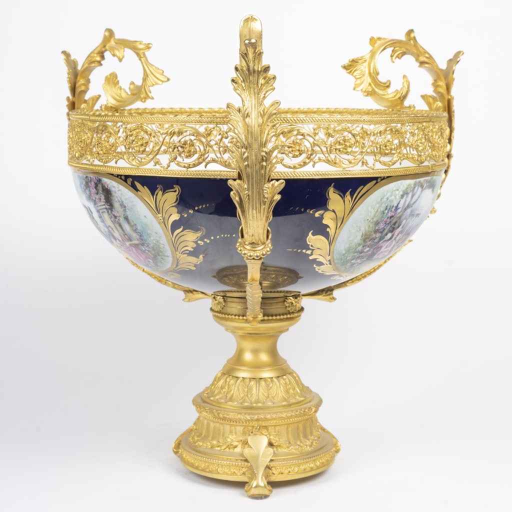 Coupe en porcelaine et bronze doré 6 Coupe en porcelaine et bronze doré 6