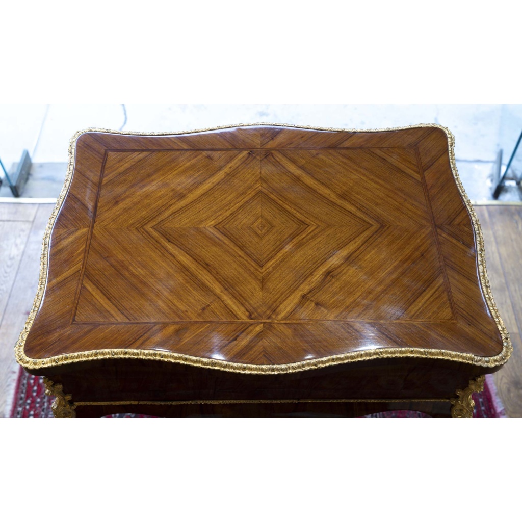Table-Travailleuse de Dames en bois de rose marqueté d’Epoque Napoléon III 7