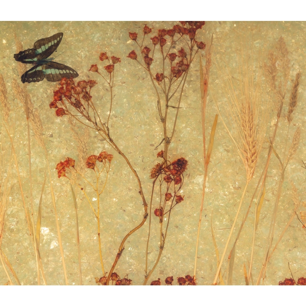 Table d’apppoint d’Accolay en résine et métal doré 8