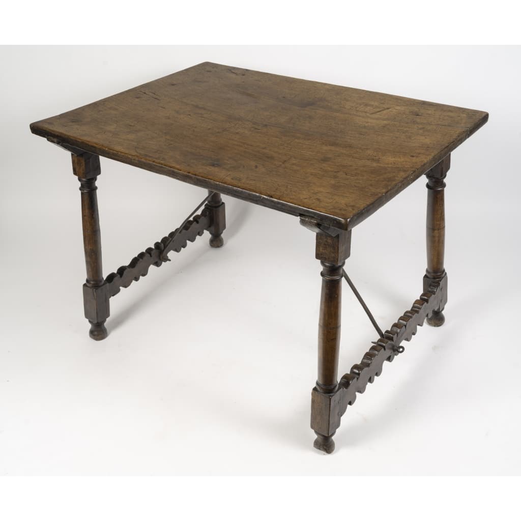 Table Bureau Espagnole en noyer du XVIIIème siècle 2