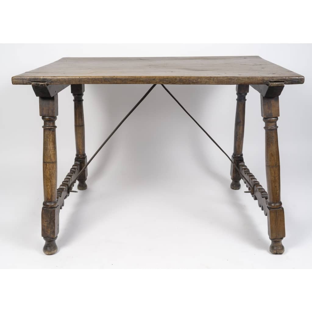 Table Bureau Espagnole en noyer du XVIIIème siècle 9