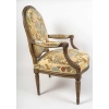 Georges Jacob reçu Maitre en 1765 Large fauteuil en bois laqué d’époque Transition Louis XV-Louis XVI vers 1765-1775 16 Georges Jacob reçu Maitre en 1765 Large fauteuil en bois laqué d’époque Transition Louis XV-Louis XVI vers 1765-1775 16