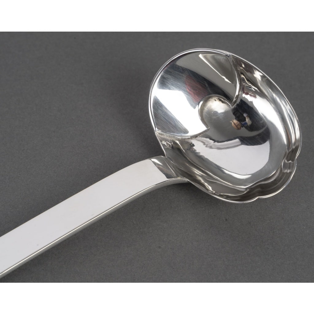Jean PUIFORCAT Cuillère à sauce en argent massif Epoque ART DECO 7