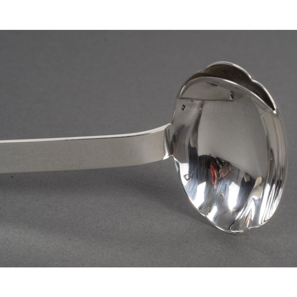 Jean PUIFORCAT Cuillère à sauce en argent massif Epoque ART DECO 10