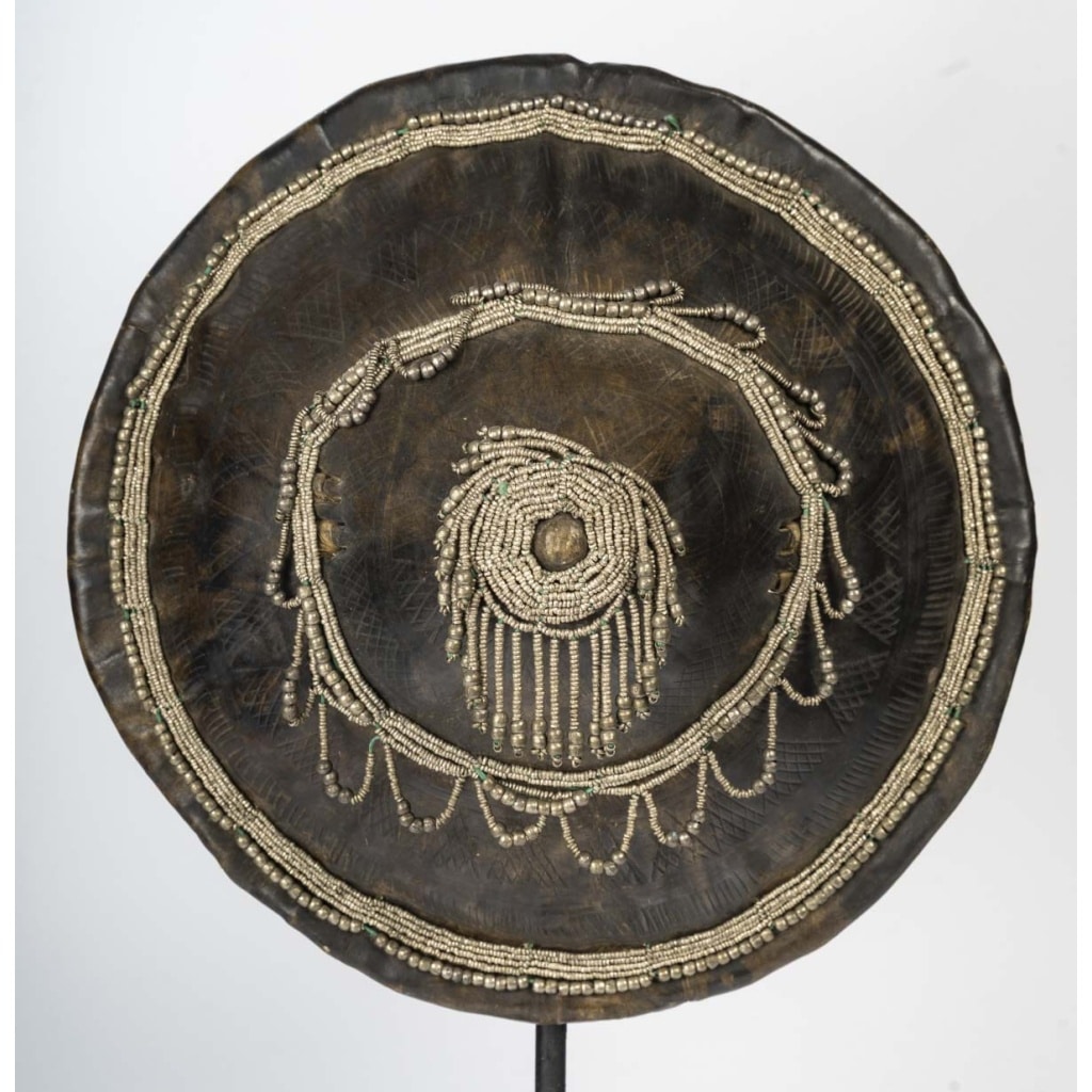 Bouclier orné – Afrique du Nord / Égypte 2 Bouclier orné – Afrique du Nord / Égypte 2