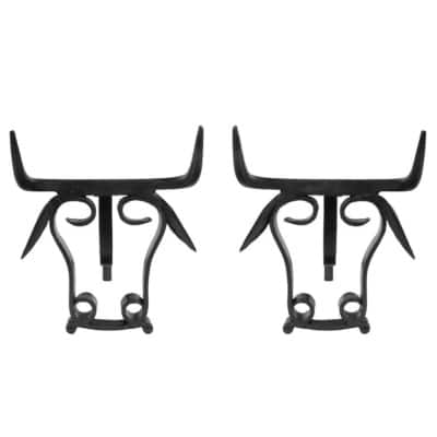 1950 Paire rare de chenets en fer forgé en forme de tête de taureau, ateliers de Vallauris 1950 Paire rare de chenets en fer forgé en forme de tête de taureau, ateliers de Vallauris