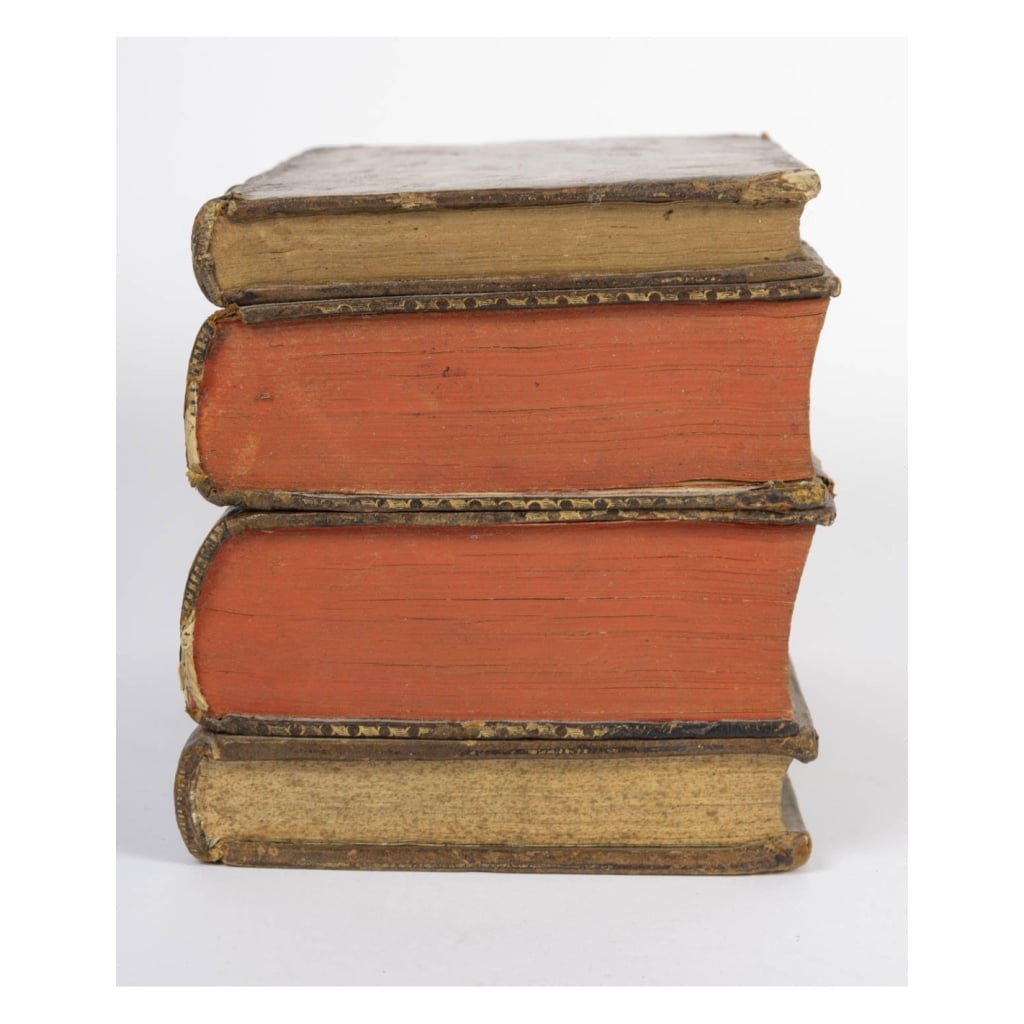 Faux livre cachant 2 carafe à liqueur, style Napoléon III, début du XXème siècle. 5