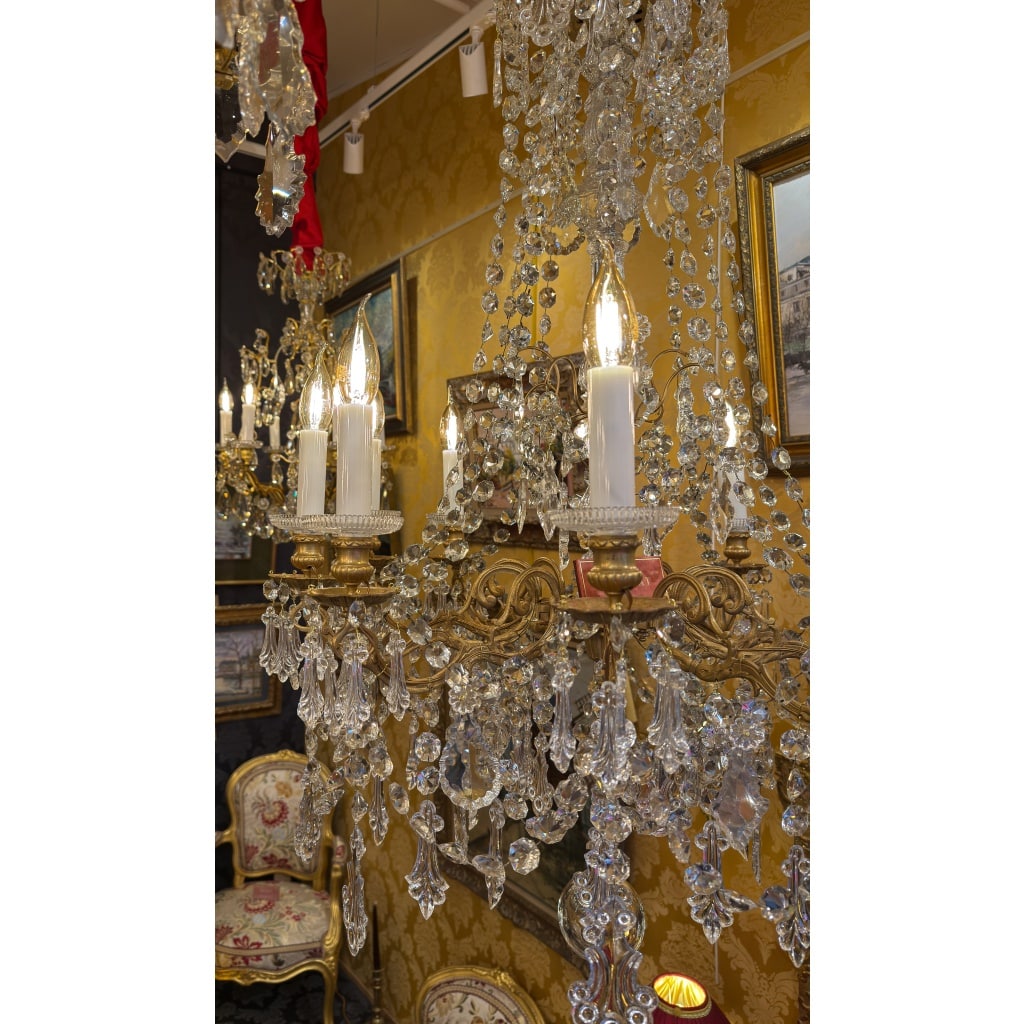 Lustre signé Baccarat de style Louis XVI en bronze doré et décor de cristal taillé vers 1870-1880 6 Lustre signé Baccarat de style Louis XVI en bronze doré et décor de cristal taillé vers 1870-1880 6