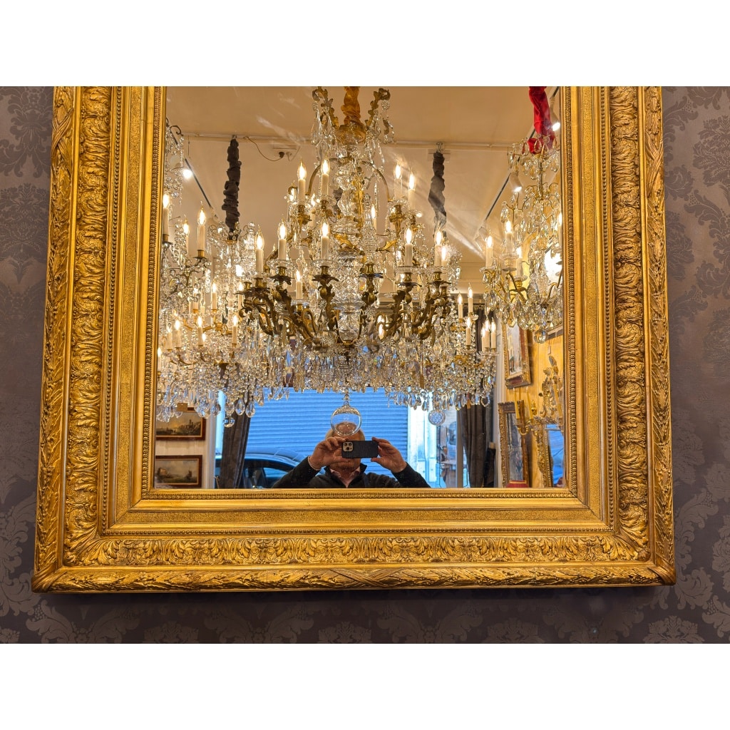 Grand miroir Louis XVI en bois sculpté et doré de la fin du XVIIIème siècle 9 Grand miroir Louis XVI en bois sculpté et doré de la fin du XVIIIème siècle 9