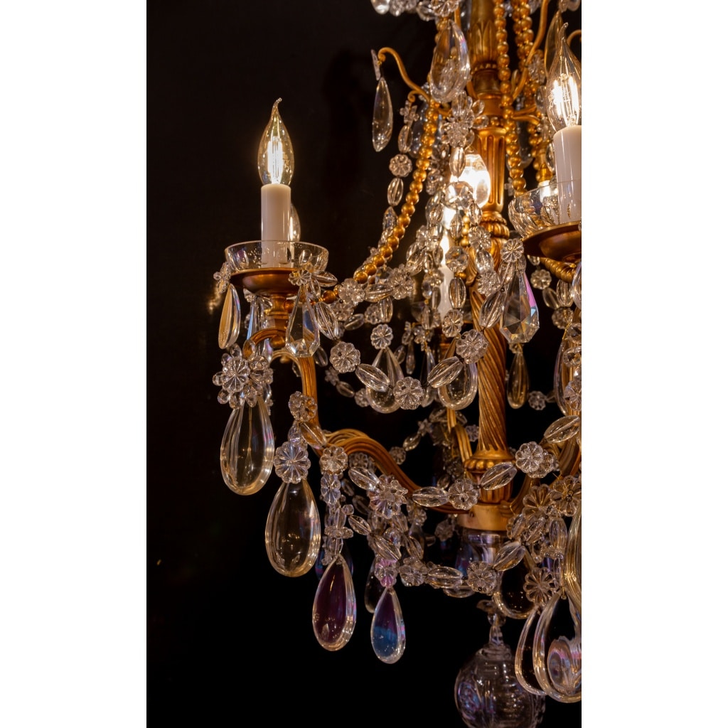 Lustre en bois et bronze doré de style Louis XVI à décor de cristal taillé vers 1880 8 Lustre en bois et bronze doré de style Louis XVI à décor de cristal taillé vers 1880 8