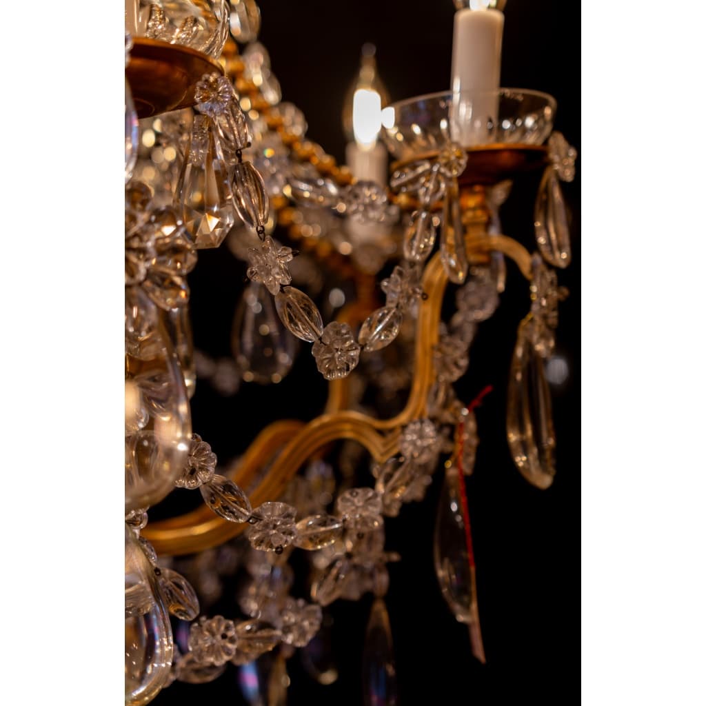 Lustre en bois et bronze doré de style Louis XVI à décor de cristal taillé vers 1880 15 Lustre en bois et bronze doré de style Louis XVI à décor de cristal taillé vers 1880 15