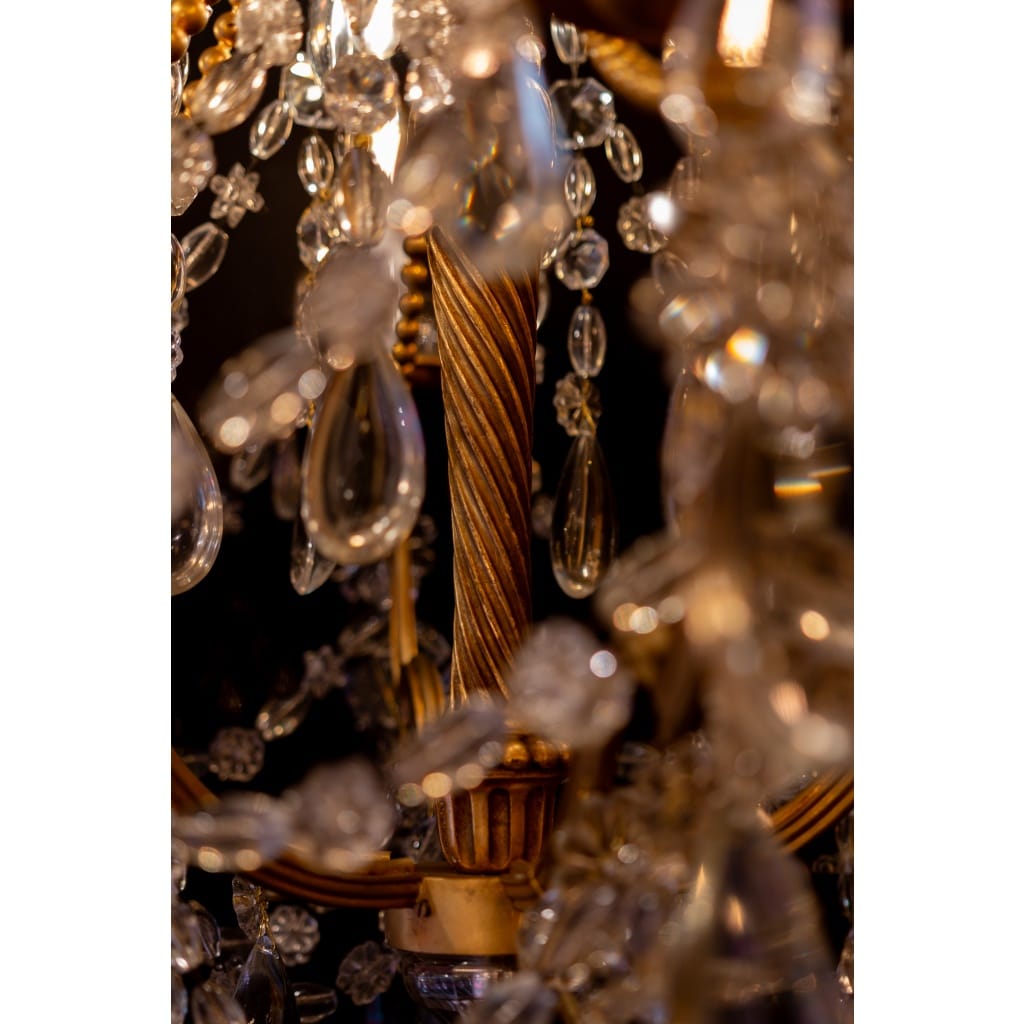 Lustre en bois et bronze doré de style Louis XVI à décor de cristal taillé vers 1880 16 Lustre en bois et bronze doré de style Louis XVI à décor de cristal taillé vers 1880 16