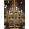 Important lustre signé Baccarat de style Louis XV en bronze doré et décor de cristal taillé vers 1880-1890 33 Important lustre signé Baccarat de style Louis XV en bronze doré et décor de cristal taillé vers 1880-1890 33