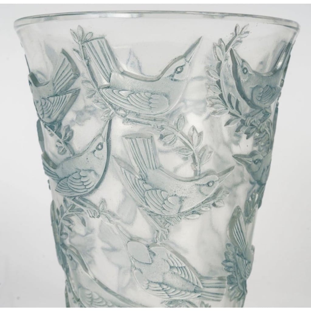 Vase « Grives » verre patiné bleu de René LALIQUE 5 Vase « Grives » verre patiné bleu de René LALIQUE 5