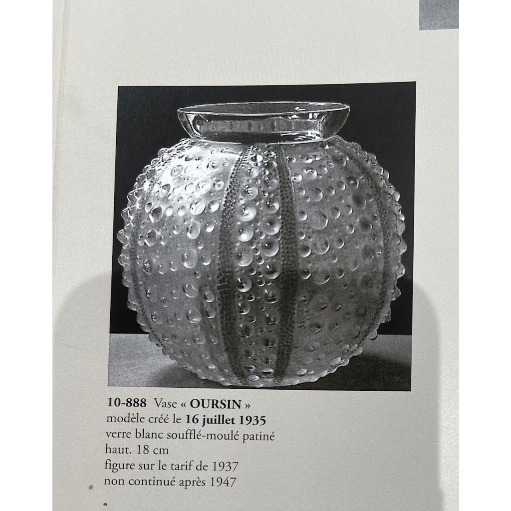 LALIQUE René – Vase « Oursins » 1935 15 LALIQUE René – Vase « Oursins » 1935 15