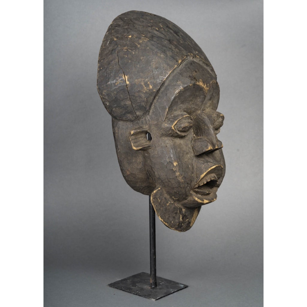 Masque Bamileke cérémoniel 6 Masque Bamileke cérémoniel 6