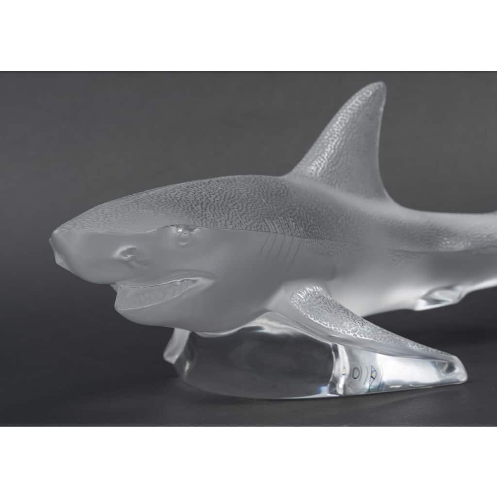 Maison Lalique France, Requin modèle XL, cristal clair 7 Maison Lalique France, Requin modèle XL, cristal clair 7