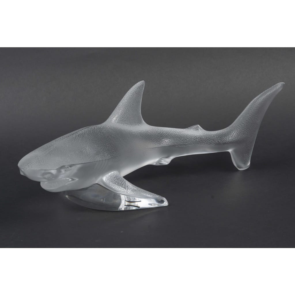 Maison Lalique France, Requin modèle XL, cristal clair 2 Maison Lalique France, Requin modèle XL, cristal clair 2