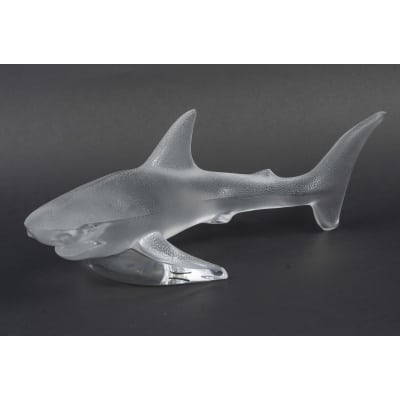 Maison Lalique France, Requin modèle XL, cristal clair Maison Lalique France, Requin modèle XL, cristal clair