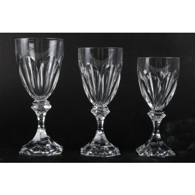 Cristallerie Saint Louis Modèle « Chambord », Service Pour 12 Personnes Cristallerie Saint Louis Modèle « Chambord », Service Pour 12 Personnes