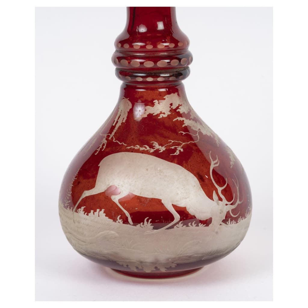 Set huile et vinaigre en cristal de bohème gravé et une petite salière, époque Napoléon III, XIXème siècle. 6