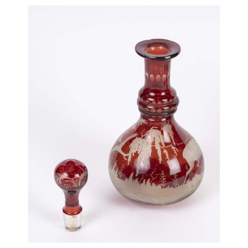 Set huile et vinaigre en cristal de bohème gravé et une petite salière, époque Napoléon III, XIXème siècle. 8