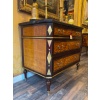 Petite commode en amarante et citronnier à marqueterie de laiton doré époque Directoire (1795-1799) 14 Petite commode en amarante et citronnier à marqueterie de laiton doré époque Directoire (1795-1799) 14