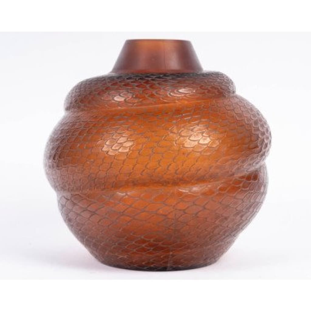 1924 – René Lalique – Vase Serpent teinté ambre 6 1924 – René Lalique – Vase Serpent teinté ambre 6