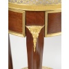 Guéridons en acajou et bronze doré, plateau en marbre – style Louis XV, de la 1er moitié XXᵉ. 13