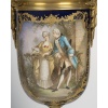 Paire de vases couverts en porcelaine et bronze doré – XIXᵉ siècle, style Napoléon III 21