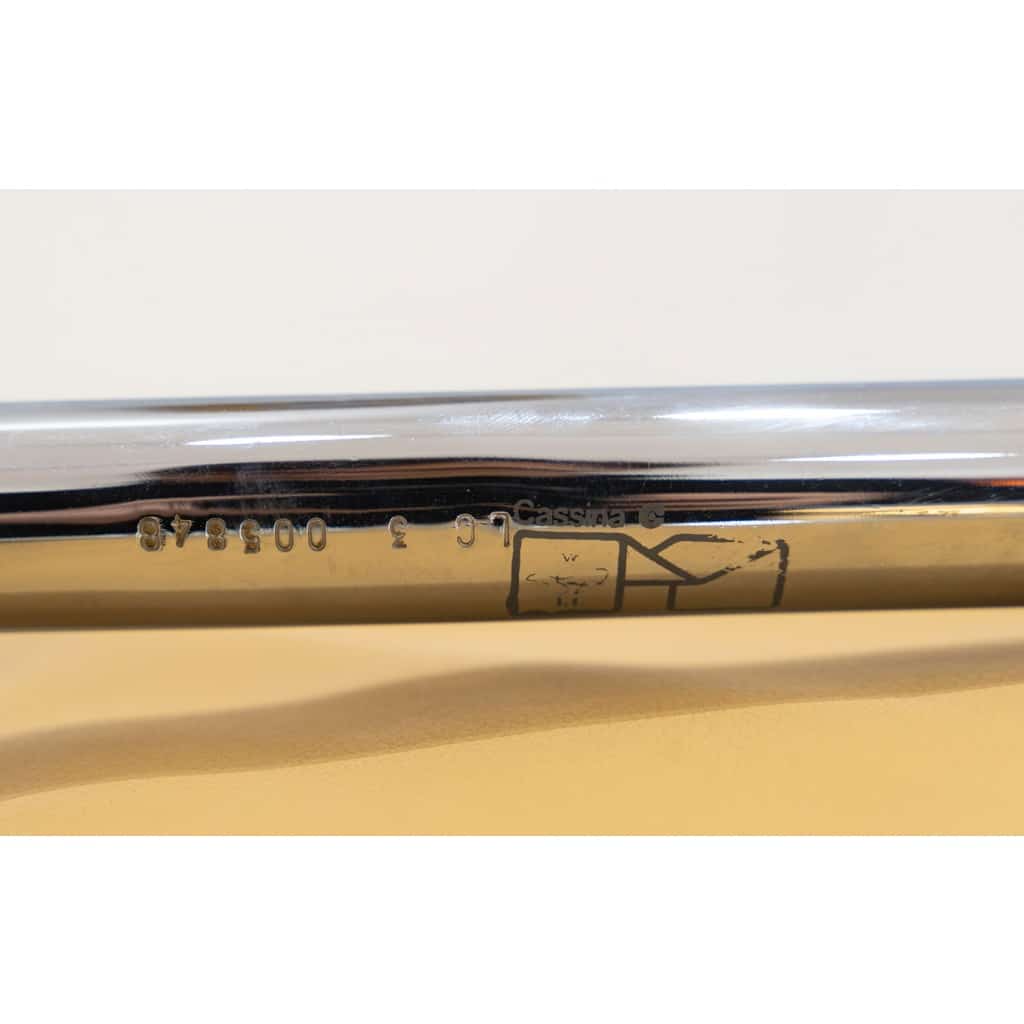 Canapé LC3 cuir gold de Le Corbusier & Cassina 9