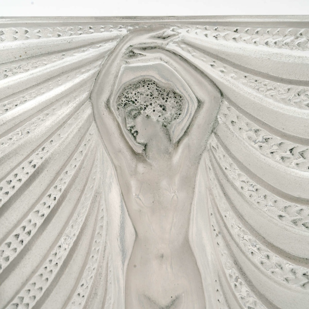 Vase « Terpsichore » verre blanc patiné bleu de René LALIQUE 6