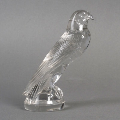Mascotte Automobile « Faucon » verre blanc de René LALIQUE Mascotte Automobile « Faucon » verre blanc de René LALIQUE