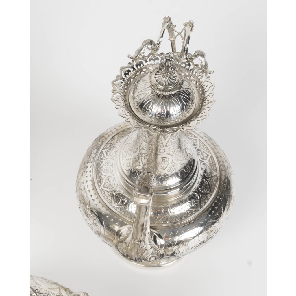 FROMENT MEURICE – Service à Thé & Café 4 pièces argent massif – Epoque XIXe siècle 10 FROMENT MEURICE – Service à Thé & Café 4 pièces argent massif – Epoque XIXe siècle 10