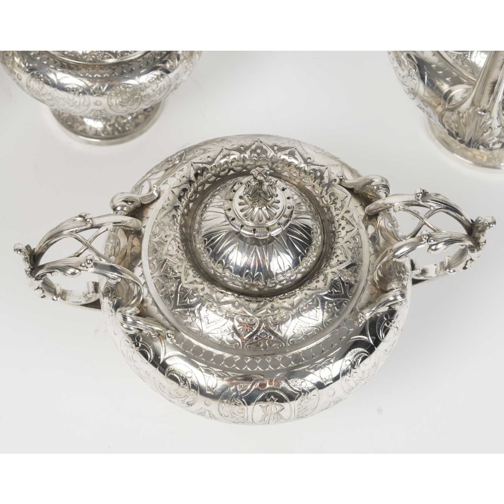 FROMENT MEURICE – Service à Thé & Café 4 pièces argent massif – Epoque XIXe siècle 11 FROMENT MEURICE – Service à Thé & Café 4 pièces argent massif – Epoque XIXe siècle 11