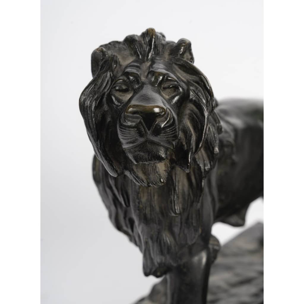 Jules Moigniez (1835-1894) Paire de Lions marchant en bronze 10 Jules Moigniez (1835-1894) Paire de Lions marchant en bronze 10