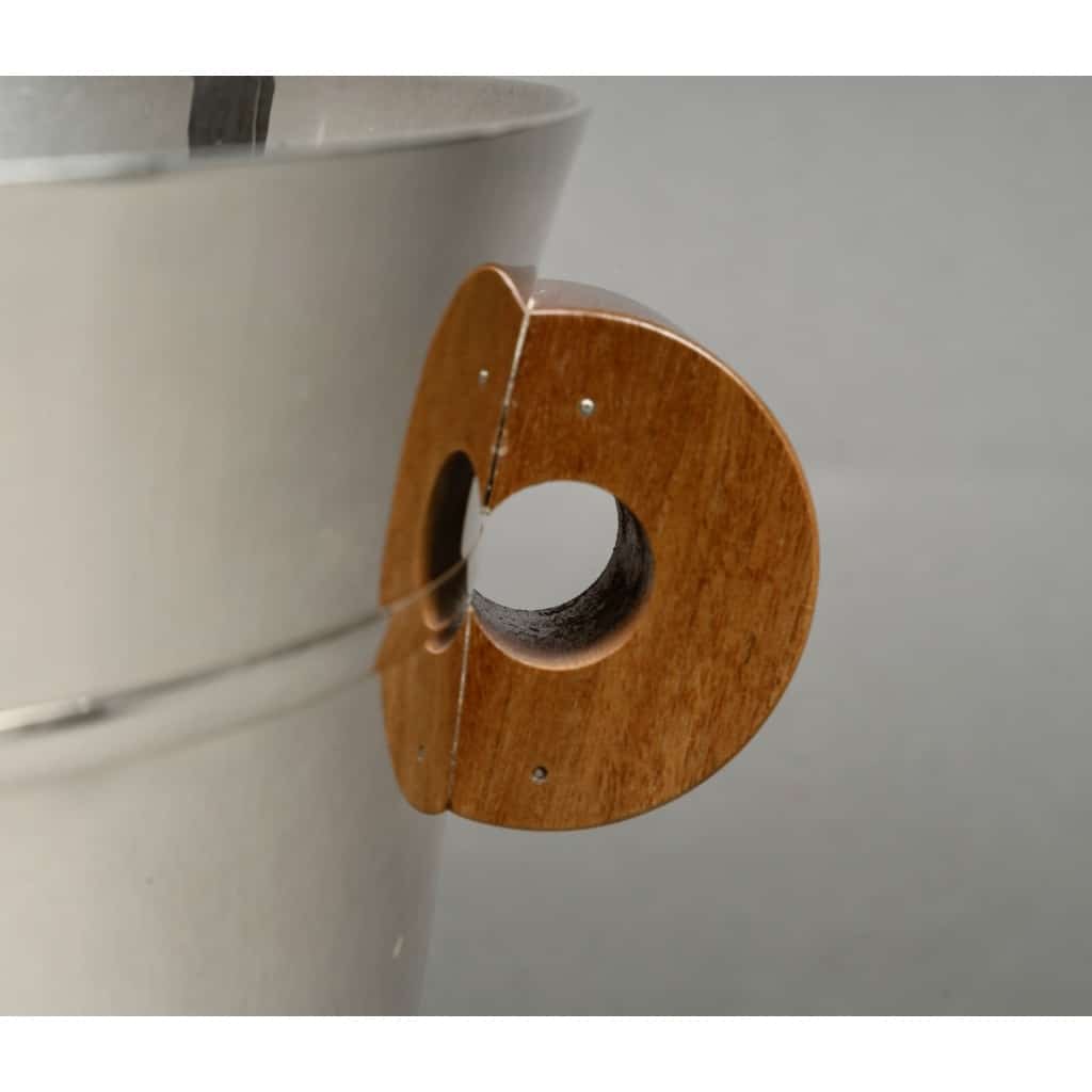 Seau à Champagne et à Glaçons « Epsilon » argent massif et noyer de Jean E. PUIFORCAT 7 Seau à Champagne et à Glaçons « Epsilon » argent massif et noyer de Jean E. PUIFORCAT 7