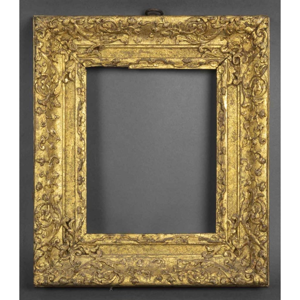 Cadre en bois sculpté doré d’époque Louis XIV 2 Cadre en bois sculpté doré d’époque Louis XIV 2
