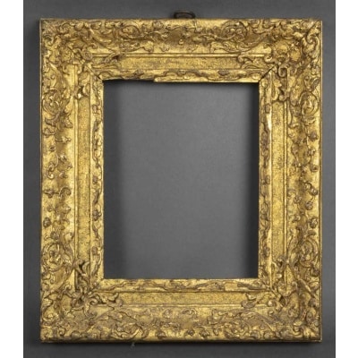 Cadre en bois sculpté doré d’époque Louis XIV Cadre en bois sculpté doré d’époque Louis XIV