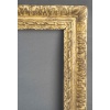 Cadre en bois sculpté doré d’époque Louis XIII 10