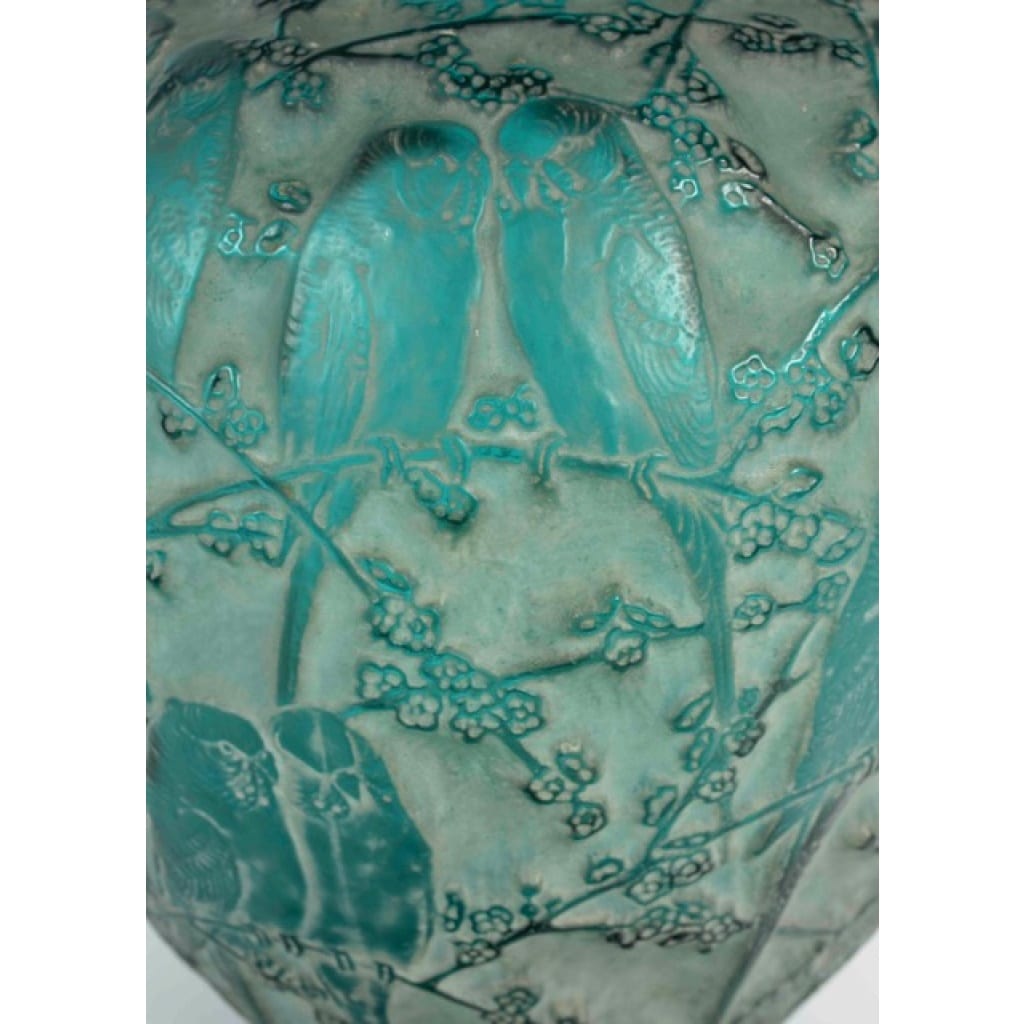 1919 René Lalique – Vase Perruches teinté vert 3 1919 René Lalique – Vase Perruches teinté vert 3